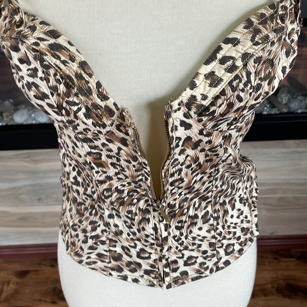 Guess Leopard Print Top. Stretch. Size L - image 6